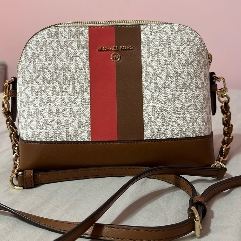 Michael Kors Jet Set Shoulder Bag in Dahlia Multi